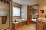 Black Bear Lodge, Master Bedroom 1 ensuite Bath Includes Jetted Tub
